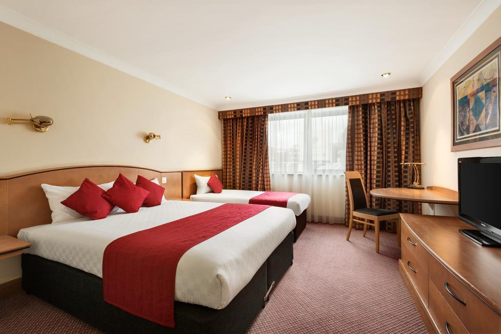 Ramada Hatfield Hatfield  Esterno foto
