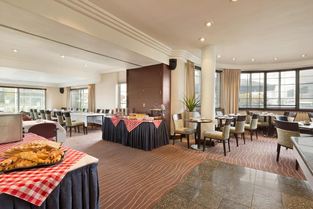 Ramada Hatfield Hatfield  Esterno foto