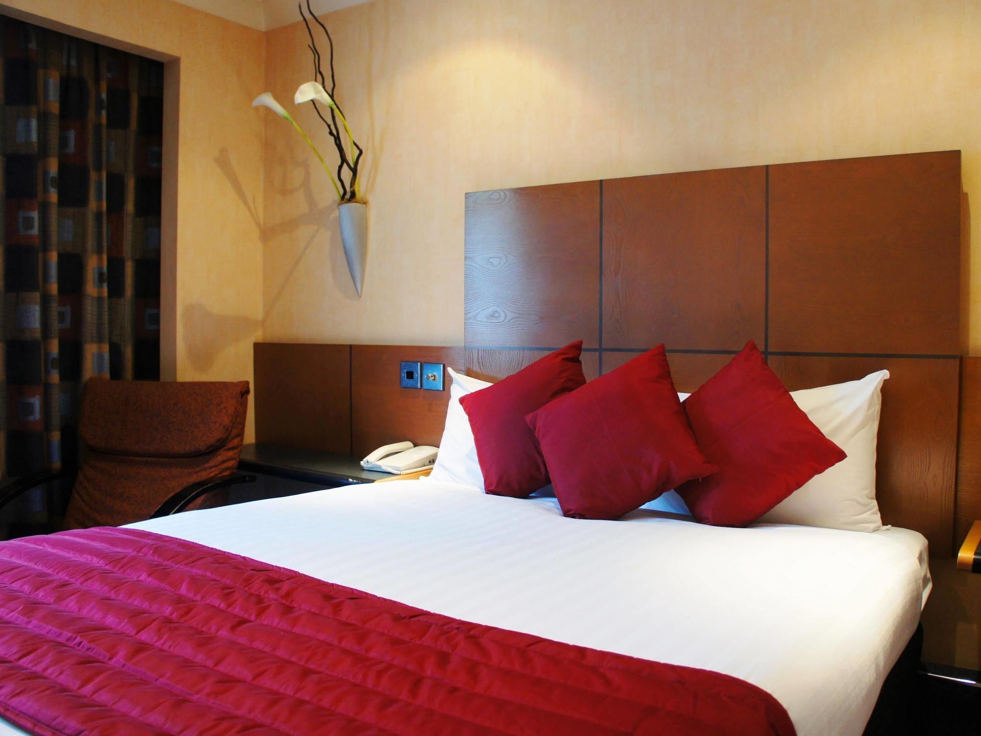 Ramada Hatfield Hatfield  Esterno foto